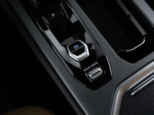 Внедорожник Geely Haoyue L 2023 года, 3099050 рублей, Москва
