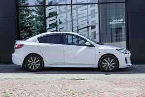 Седан Mazda 3 2011 года, 1200000 рублей, Ульяновск