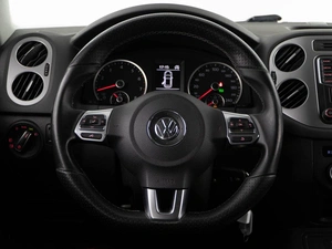 Внедорожник Volkswagen Tiguan 2016 года, 1469077 рублей, Москва