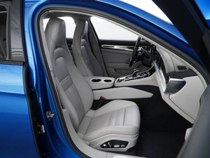 Универсал Porsche Panamera Turbo 2017 года, 7499055 рублей, Москва