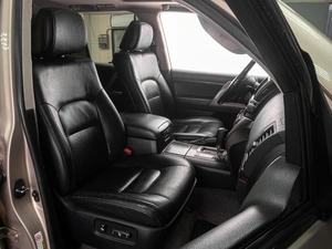 Внедорожник Toyota Land Cruiser 2011 года, 3325000 рублей, Тюмень
