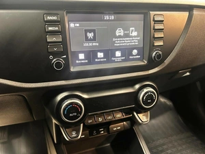Хетчбэк Kia Rio X-Line 2019 года, 1595000 рублей, Красноярск