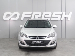 Седан Opel Astra 2014 года, 814000 рублей, Воронеж