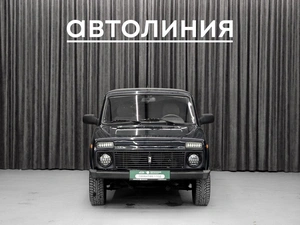 Внедорожник ВАЗ (LADA) 4x4 (Нива) 2015 года, 530000 рублей, Красноярск