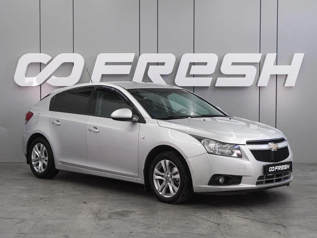 Хетчбэк Chevrolet Cruze 2012 года, 729000 рублей, Воронеж