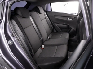 Хетчбэк Kia Rio X 2021 года, 1799000 рублей, Красный Пахарь