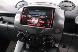 Хетчбэк Mazda Demio 2010 года, 629000 рублей, Красноярск