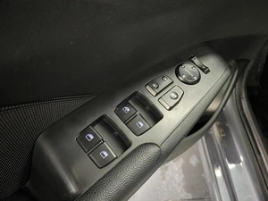 Седан Hyundai Solaris 2017 года, 1490000 рублей, Ярославль