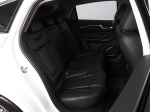 Лифтбек FAW Bestune B70 2023 года, 2359000 рублей, Красный Пахарь