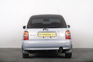 Хетчбэк Nissan March 2001 года, 349000 рублей, Томск