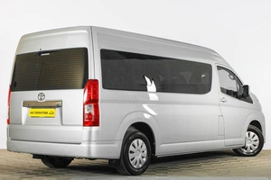 Минивэн Toyota Hiace 2021 года, 5149000 рублей, Тюмень