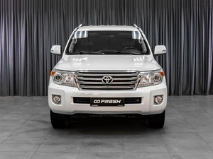 Внедорожник Toyota Land Cruiser 2013 года, 3675000 рублей, Тюмень