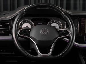 Внедорожник Volkswagen Touareg 2021 года, 5999000 рублей, Тюмень