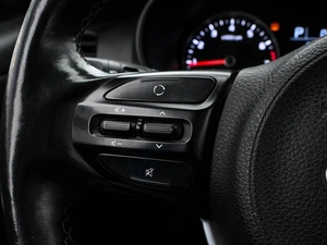 Хетчбэк Kia Rio X-Line 2019 года, 1525000 рублей, Волгоград