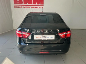 Седан ВАЗ (LADA) Vesta 2018 года, 1075000 рублей, Смоленск