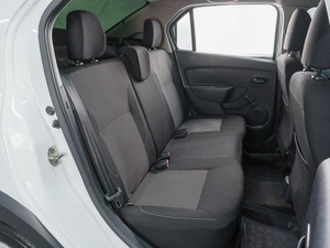 Седан Renault Logan Stepway 2019 года, 999000 рублей, Сургут