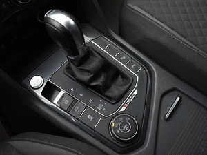 Внедорожник Volkswagen Tiguan 2017 года, 2330000 рублей, Краснодар