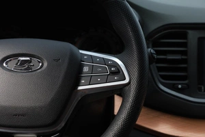 Седан ВАЗ (LADA) Vesta Cross 2023 года, 1289000 рублей, Новосибирск