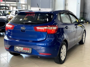 Хетчбэк Kia Rio 2013 года, 787000 рублей, Солонцы