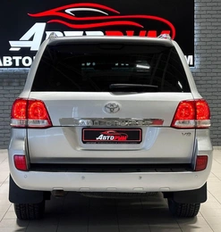 Внедорожник Toyota Land Cruiser 2008 года, 3570000 рублей, Красноярск
