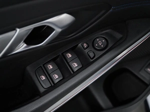Седан BMW 3 серия 2019 года, 3670000 рублей, Москва