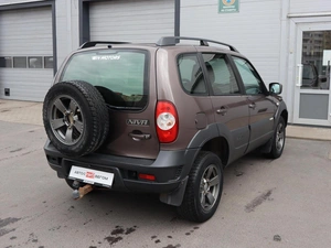 Внедорожник Chevrolet Niva 2016 года, 700000 рублей, Железногорск