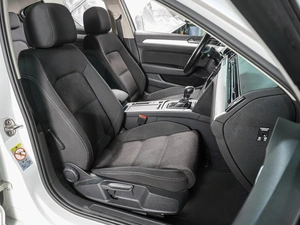 Седан Volkswagen Passat 2018 года, 1699000 рублей, Воронеж