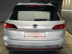 Внедорожник Volkswagen Touareg 2020 года, 4750000 рублей, Абакан