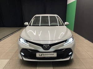 Седан Toyota Camry 2019 года, 2850000 рублей, Красноярск