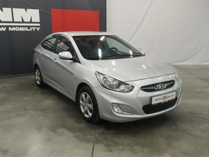 Седан Hyundai Solaris 2012 года, 800000 рублей, Курск