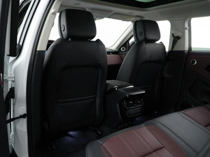 Внедорожник Land Rover Range Rover Evoque 2024 года, 5376444 рублей, Москва