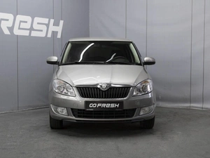 Хетчбэк Skoda Fabia 2010 года, 590000 рублей, Омск