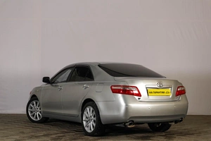 Седан Toyota Camry 2006 года, 1299000 рублей, Тюмень