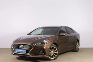 Седан Hyundai Sonata 2019 года, 1709000 рублей, Новосибирск