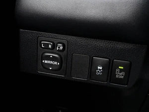 Внедорожник Toyota RAV4 2014 года, 1990000 рублей, Волгоград