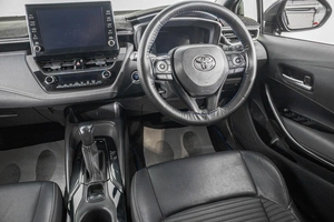Универсал Toyota Corolla 2019 года, 1799000 рублей, Барнаул