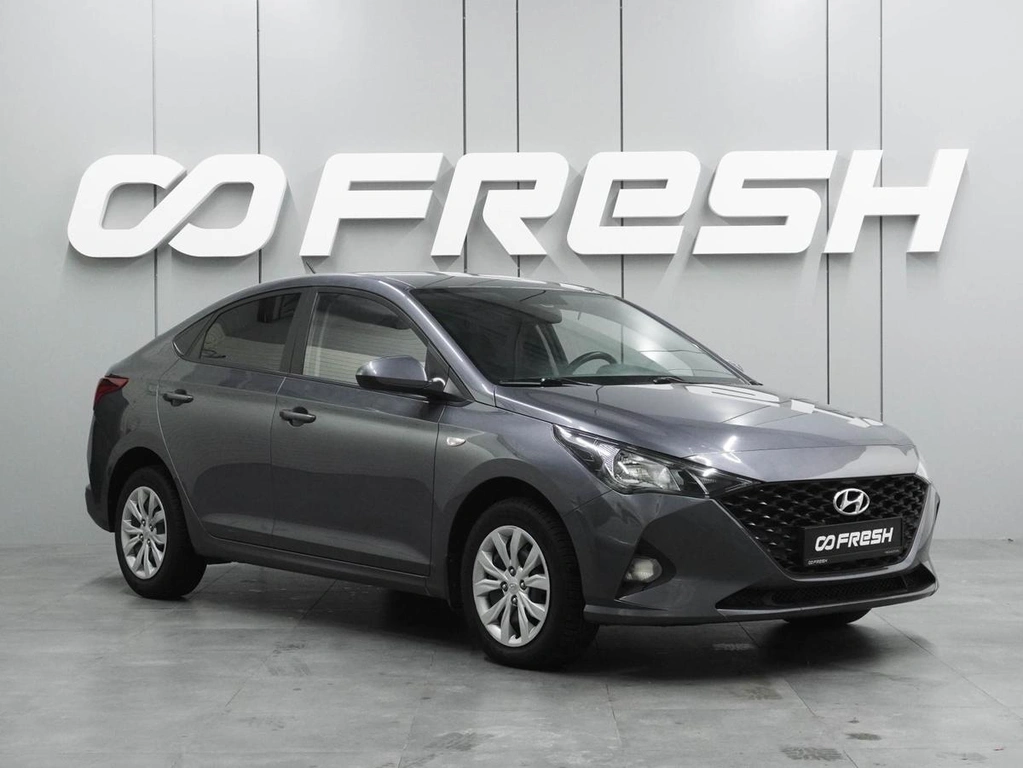 Седан Hyundai Solaris 2022 года, 1643000 рублей, Воронеж