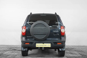 Внедорожник Chevrolet Niva 2017 года, 879000 рублей, Кемерово