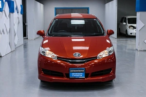 Минивэн Toyota Wish 2013 года, 1438000 рублей, Солонцы