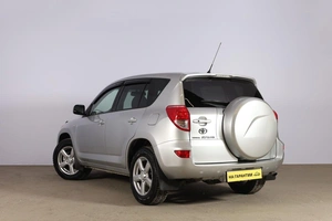 Внедорожник Toyota RAV4 2005 года, 1199000 рублей, Новосибирск