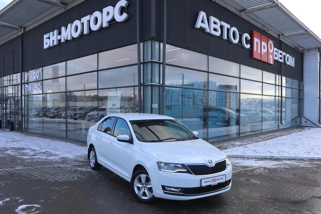 Хэтчбек Skoda Rapid 2018 года, 1650000 рублей, Мирное
