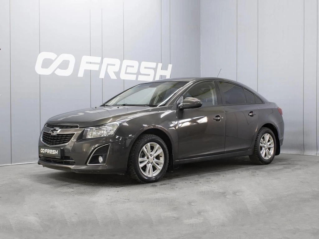 Седан Chevrolet Cruze 2013 года, 740000 рублей, Омск