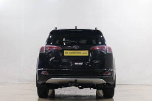 Внедорожник Toyota RAV4 2016 года, 2249000 рублей, Новокузнецк