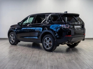 Внедорожник Land Rover Discovery Sport 2016 года, 1799000 рублей, Саратов