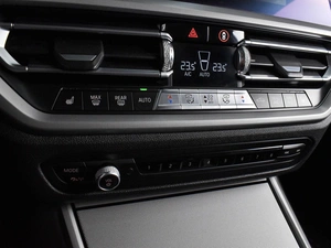 Седан BMW 3 серия 2019 года, 3099000 рублей, Воронеж