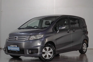 Минивэн Honda Freed 2011 года, 1099000 рублей, Челябинск