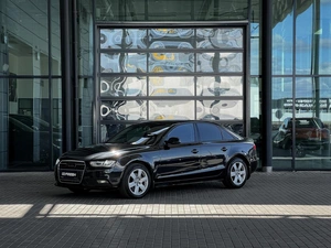 Седан Audi A4 2013 года, 1170000 рублей, Уфа