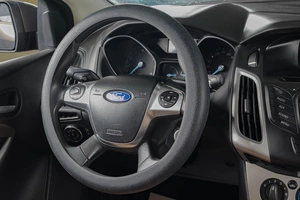 Седан Ford Focus 2012 года, 879000 рублей, Тюмень