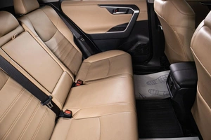 Внедорожник Toyota RAV4 2020 года, 4009000 рублей, Сургут