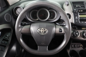 Внедорожник Toyota RAV4 2011 года, 1399000 рублей, Пермь